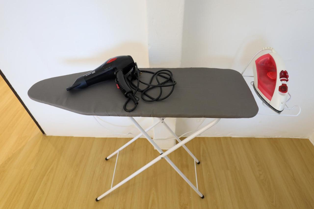 Cozy Homestay With Karaoke System & Pool Table クアラルンプール エクステリア 写真