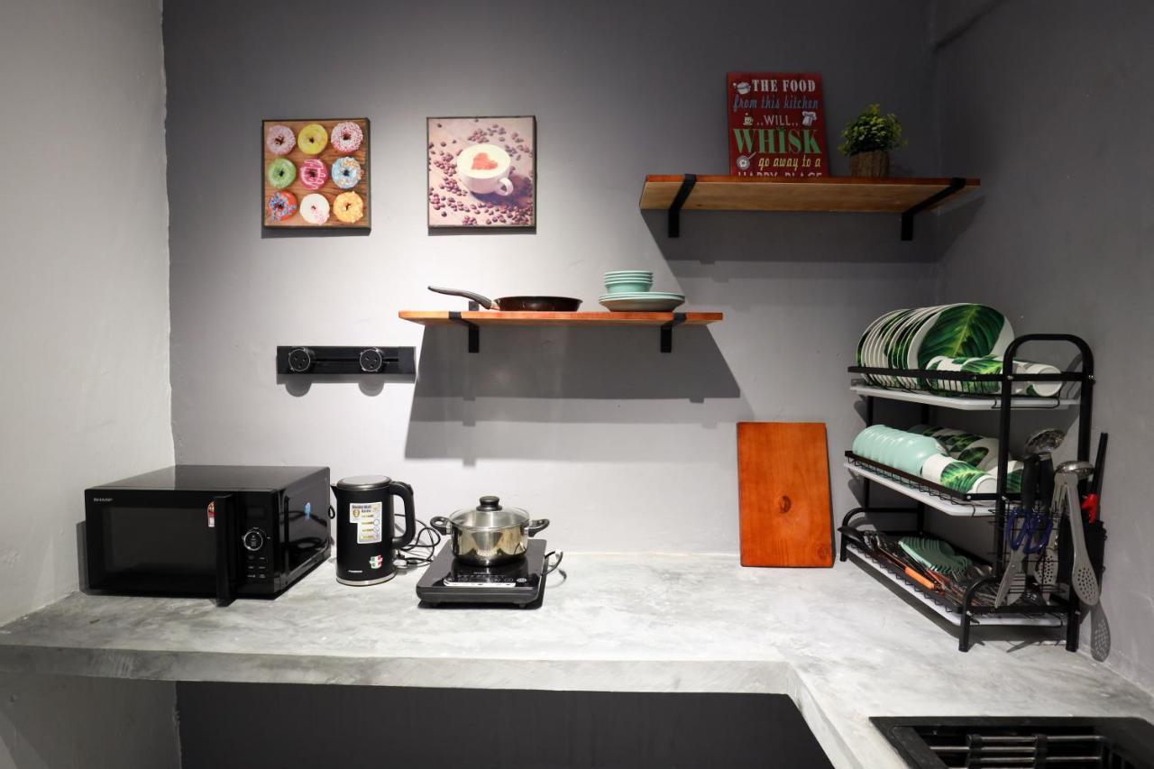 Cozy Homestay With Karaoke System & Pool Table クアラルンプール エクステリア 写真